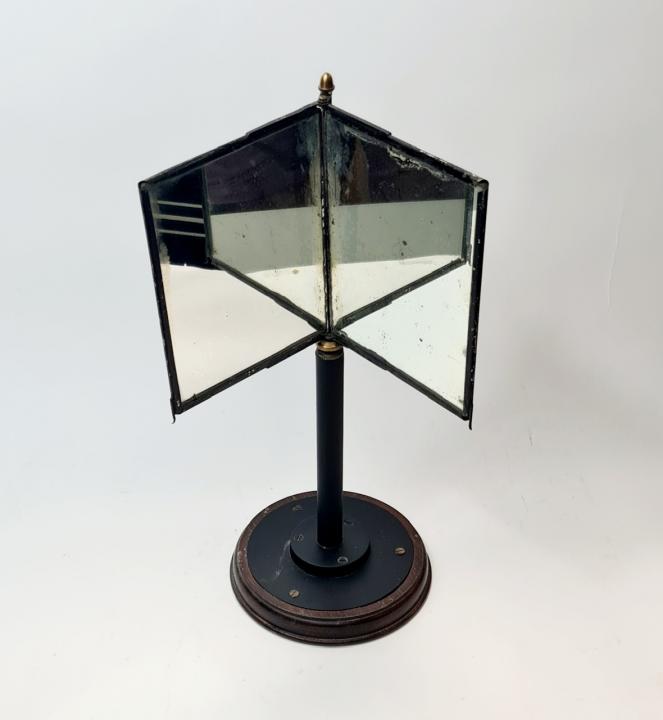 True Mirror CURIOUS SCIENCE