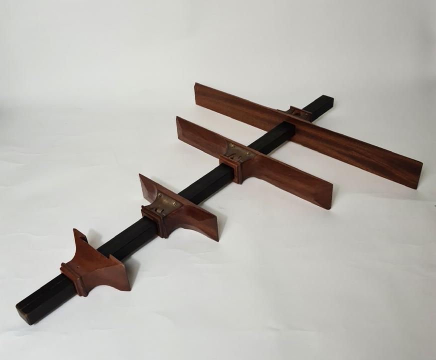 Cross Staff CURIOUS SCIENCE