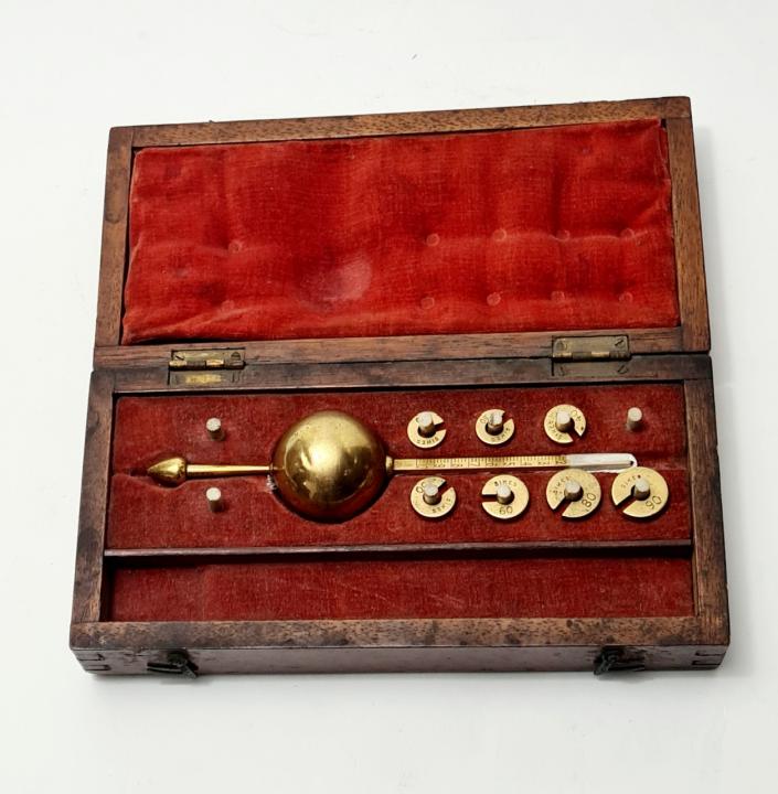 Hydrometer In Wooden Case CURIOUS SCIENCE