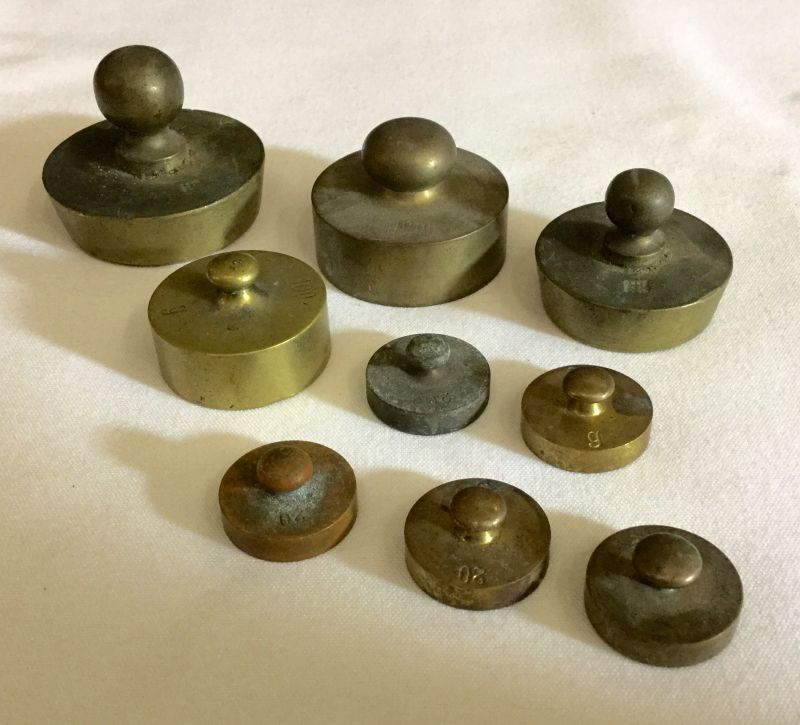 Brass weights CURIOUS SCIENCE