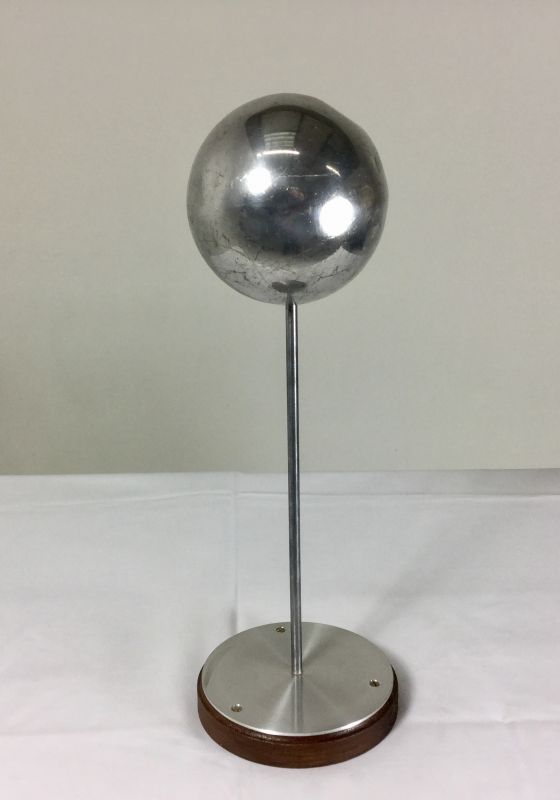 Electrostatic conductor | CURIOUS SCIENCE