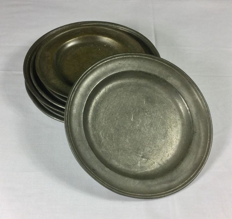 Pewter plates CURIOUS SCIENCE