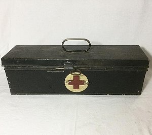 Period Metal Medical Kit - Dressed