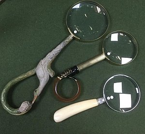 Magnifying Glass With Decorative Handle