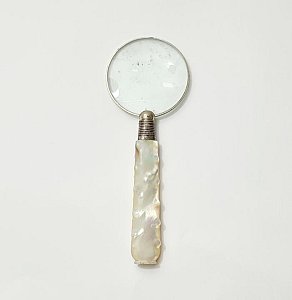 Magnifying Glass With Decorative Handle