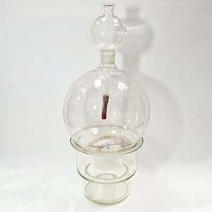 Lab Glassware - large spherical, desicator, kipps head