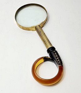 Magnifying Glass With Decorative Amber Handle