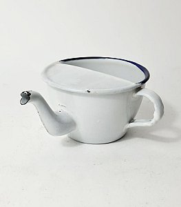 Enamel Feeding Cup