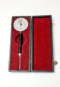 Tonometer in Case