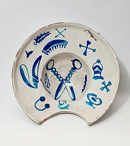 Decorative Ceramic Barber’s / Bleeding Bowl