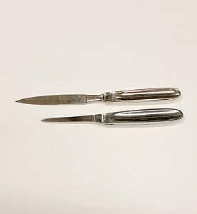 Small Stainless Steel Surgeon’s Knife (priced individually)