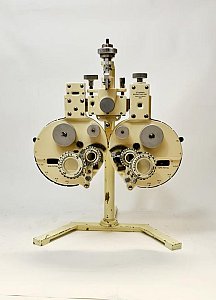 Large Optometer