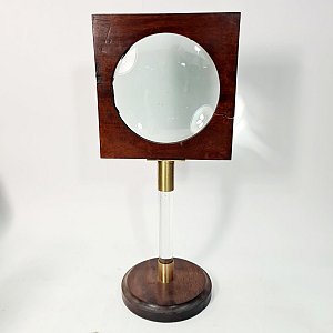 Square Framed Magnifier On Glass Stand