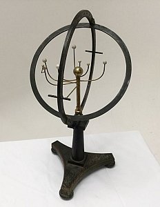 Tabletop orrery.