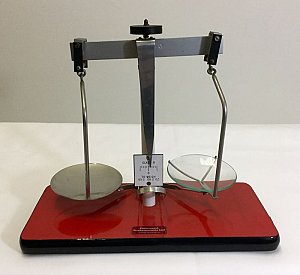 Laboratory scales