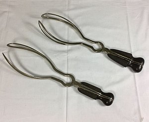 Birthing forceps