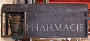 Pharmacy sign French