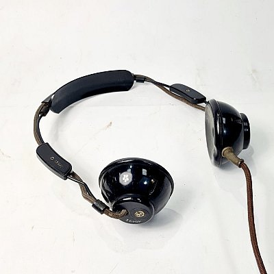Period Headphones / Headset