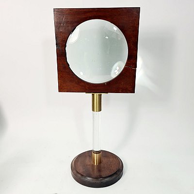 Square Framed Magnifier On Glass Stand