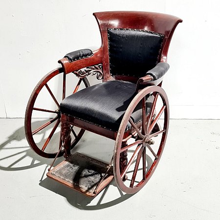 Period Wherlchair