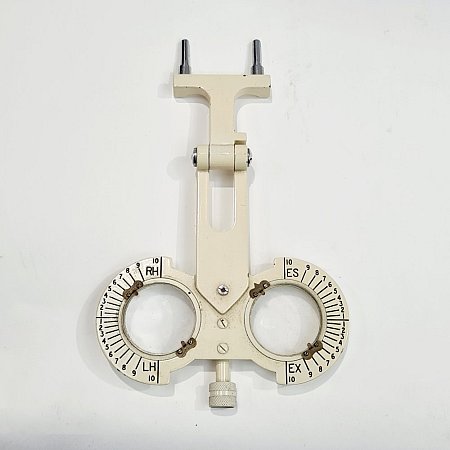 Optometer Eye Test