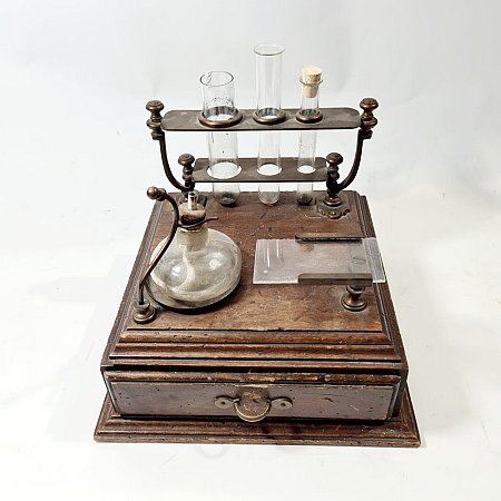 Laboratory stand18th/19th c