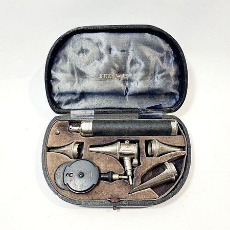 Cased Ophthalmoscope / Otoscope Set