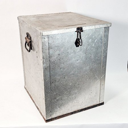 Large Aluminium Case