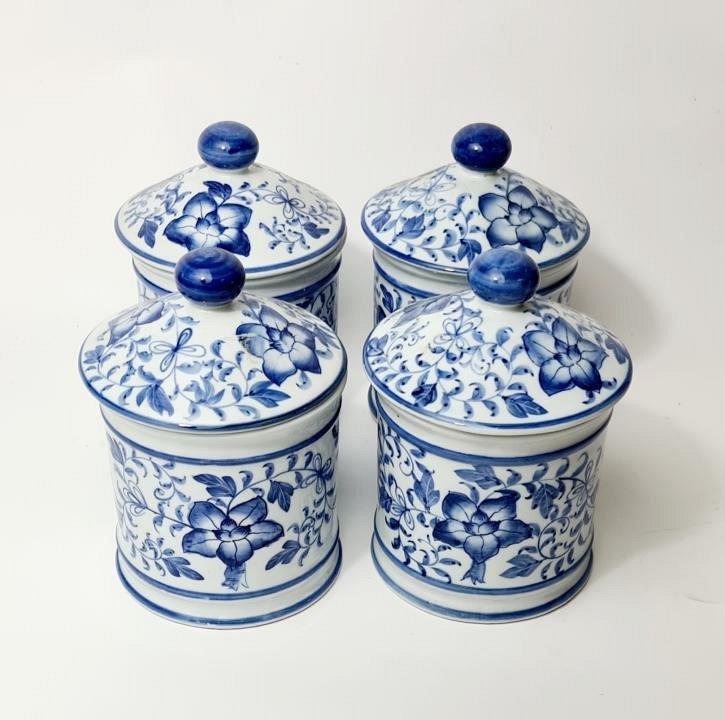 Set Of Delft Pharmacy Jars 18th c (each)