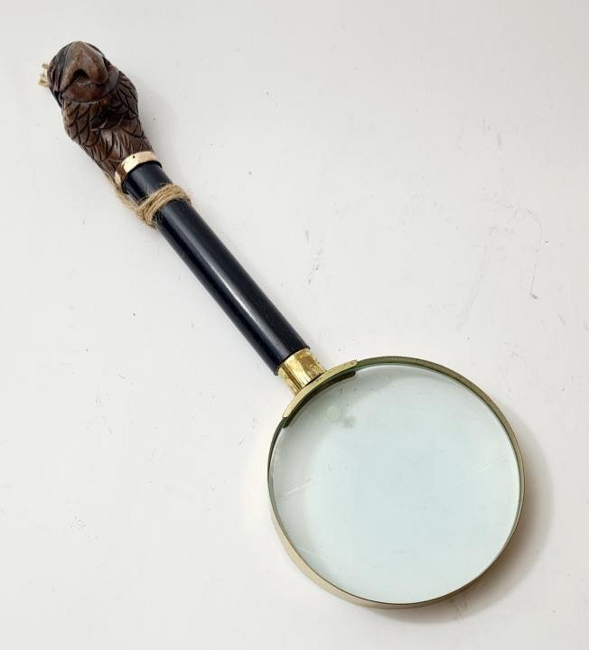 Magnifying Glass With Parrot Head Handle