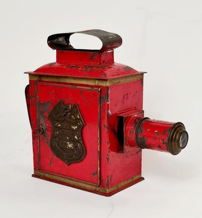 Vintage Toy Magic Lantern