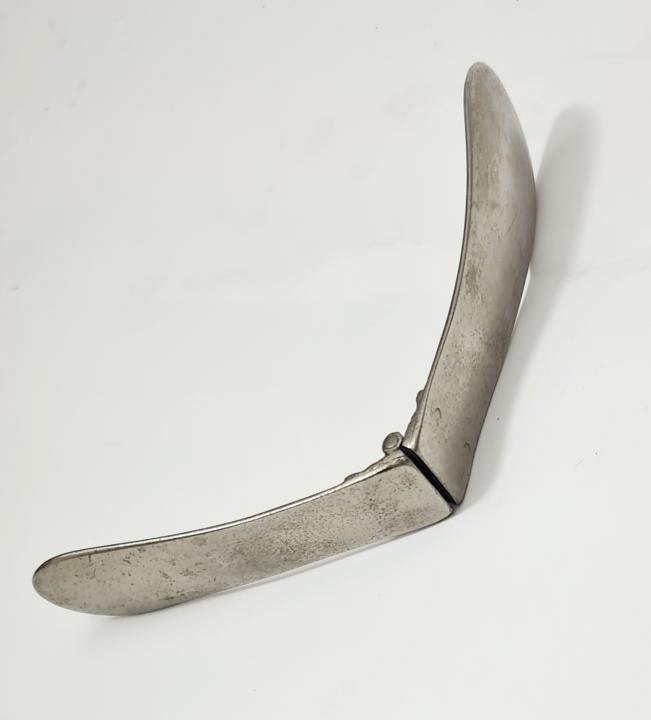 Folding Metal Tongue Depressor