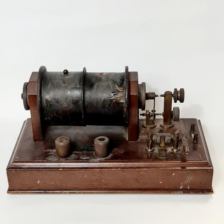 Large Induction Coil Apparatus