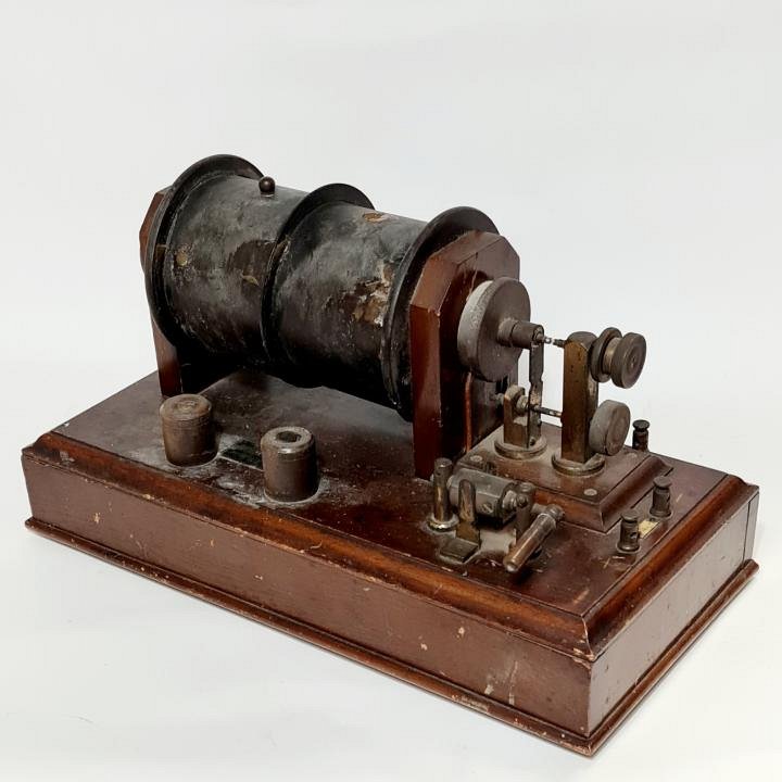Large Induction Coil Apparatus