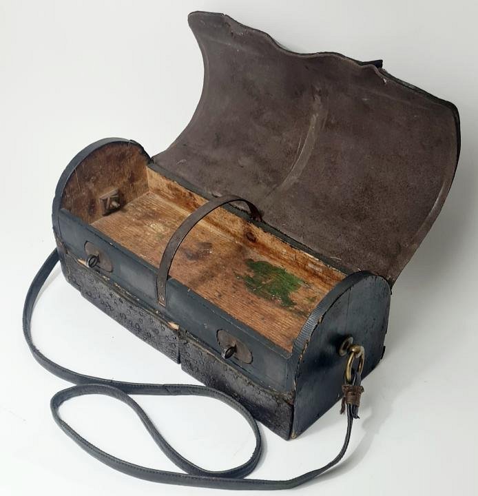 18th c Doctors Bag