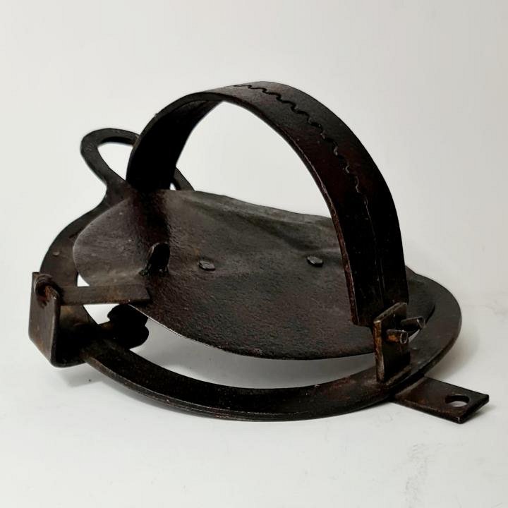 Iron Gin Trap / Animal Trap