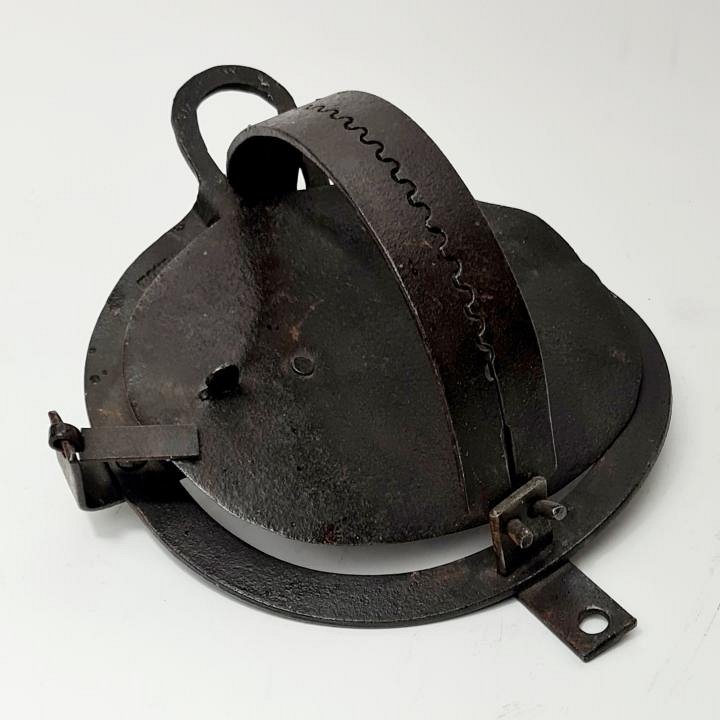 Iron Gin Trap / Animal Trap