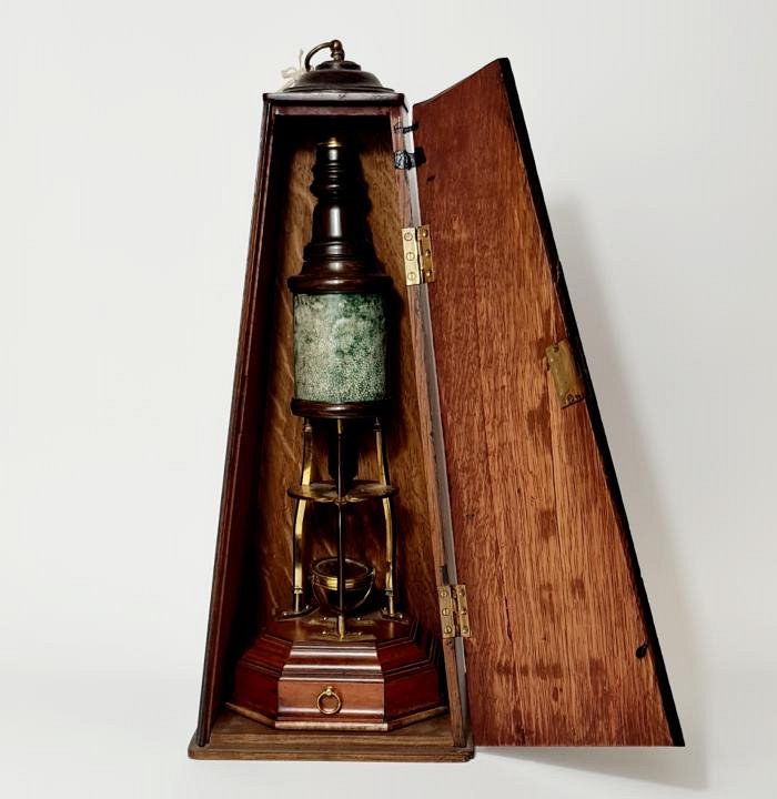 Culpeper microscope with case