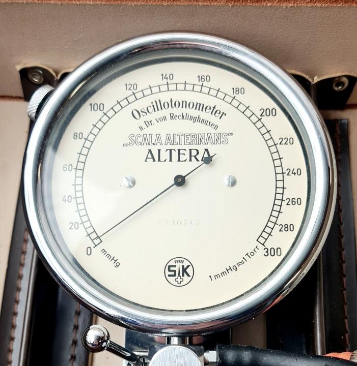 Period Sphygmomanometer In Leather Case