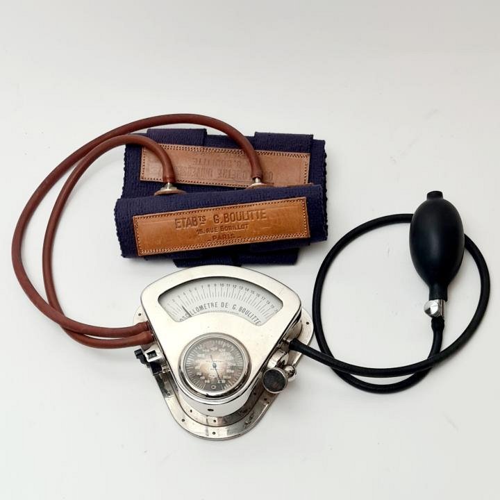 Period Sphygmomanometer