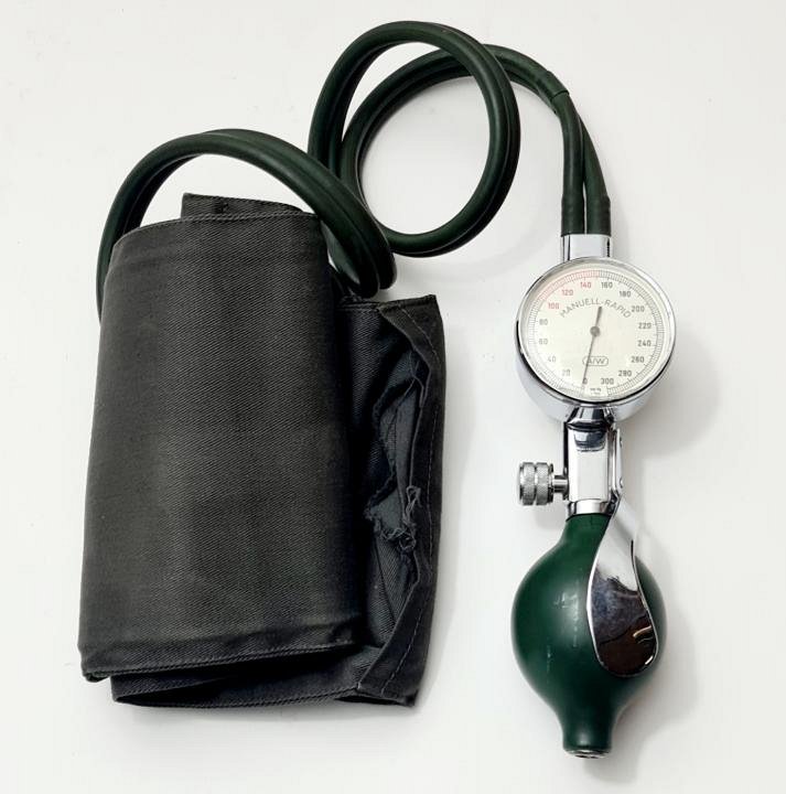 Sphygmomanometer