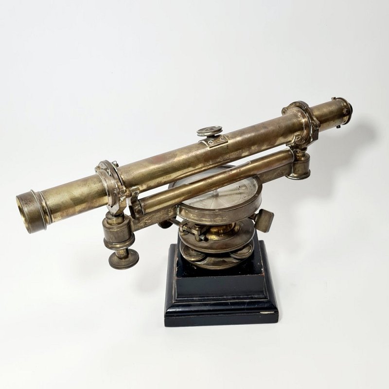 Antique Thoedolite On Stand