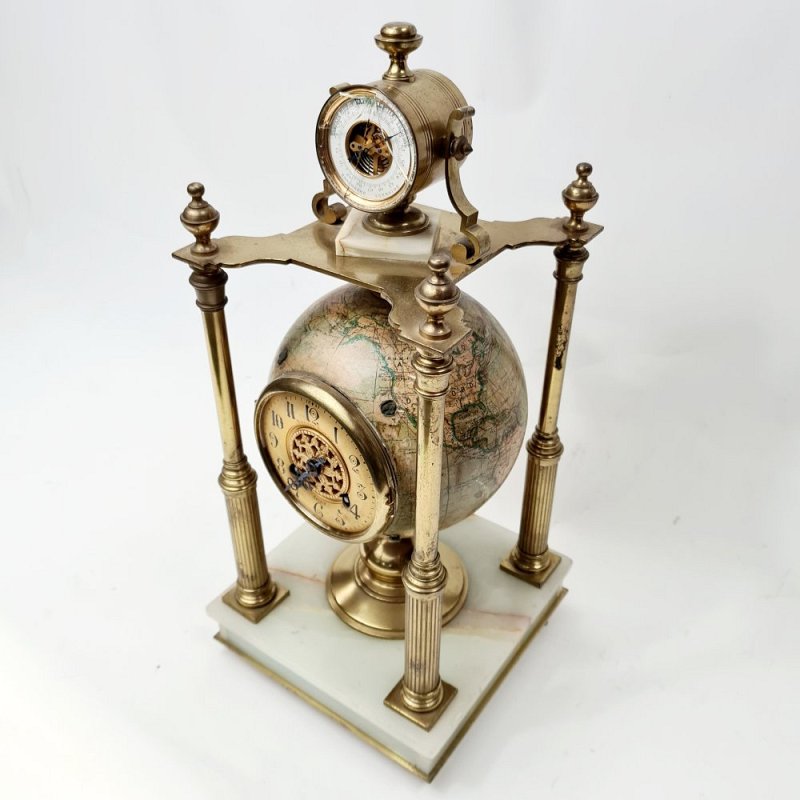 Unusual globe clock, 19th century