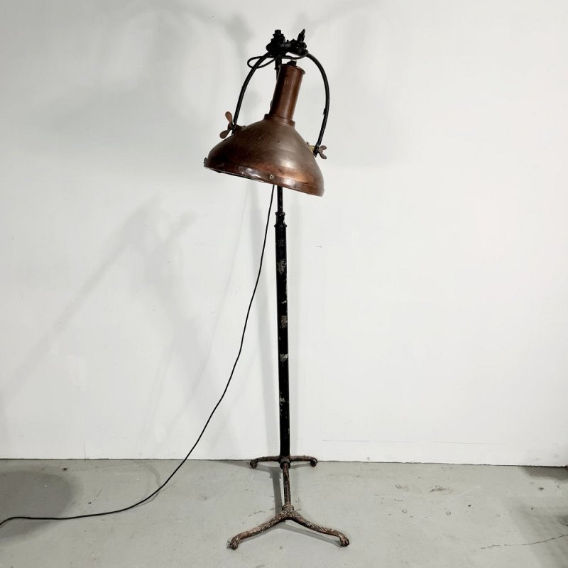 Period Operating Theatre Lamp