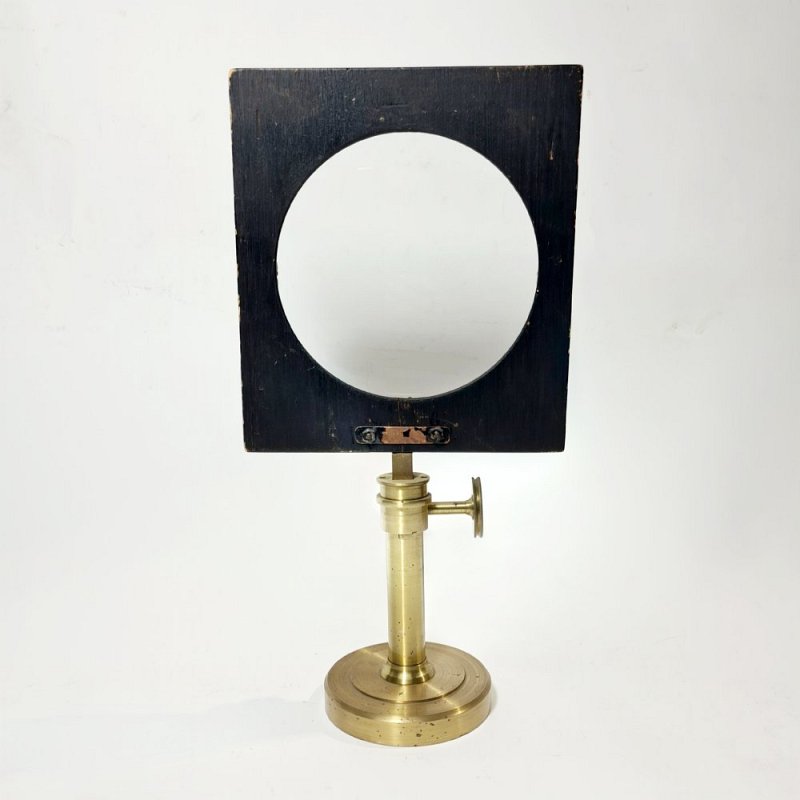 Magnifier In Square Frame