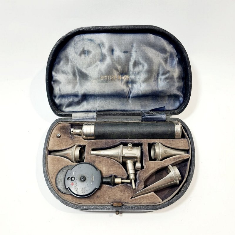 Cased Ophthalmoscope / Otoscope Set