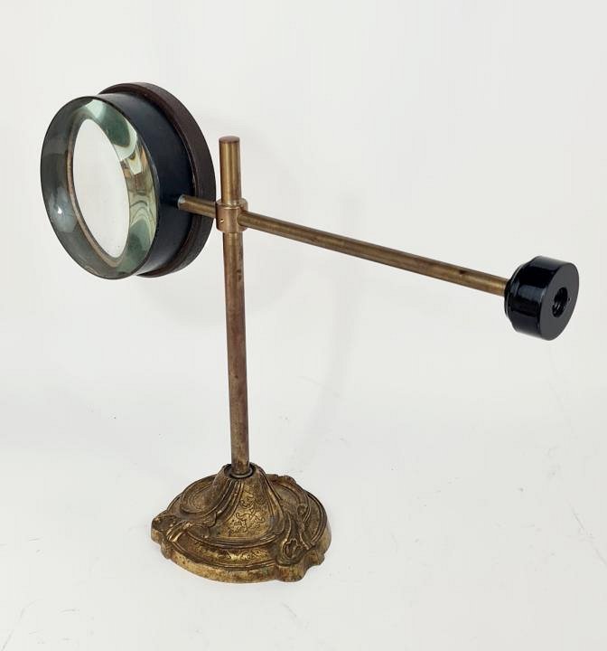 Magnifier on Art Nouveau Base