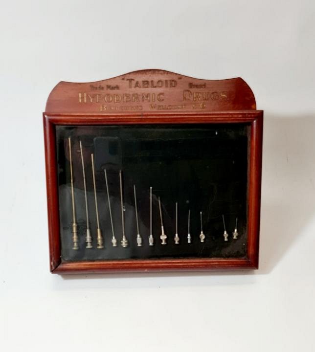 Vintage Hypodermic Needle Display Case