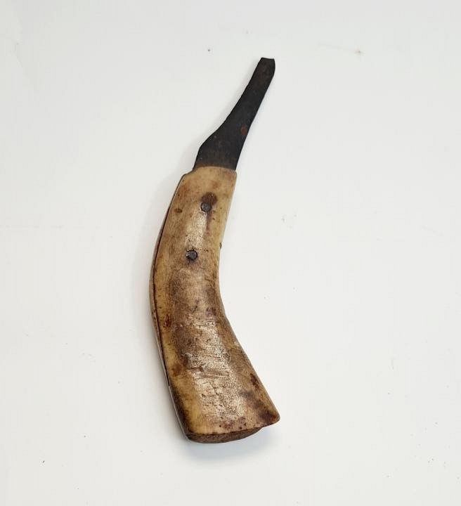 Bone Hoof Trimming Knife