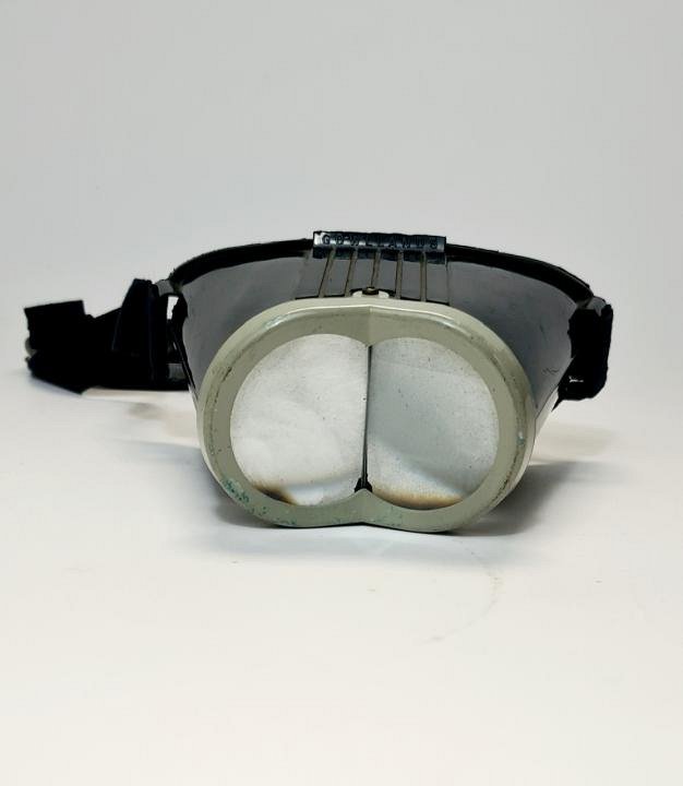Centre Focus Magnifying Goggles
